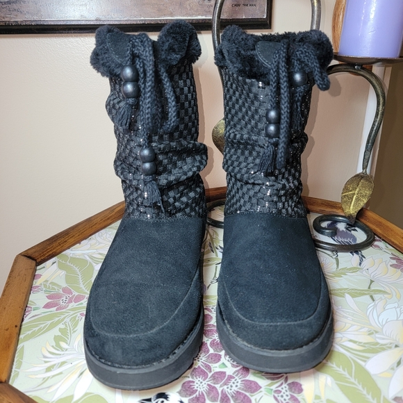 Skechers Suede Leather‎ Winter Boots - Size 6 - Picture 4 of 6